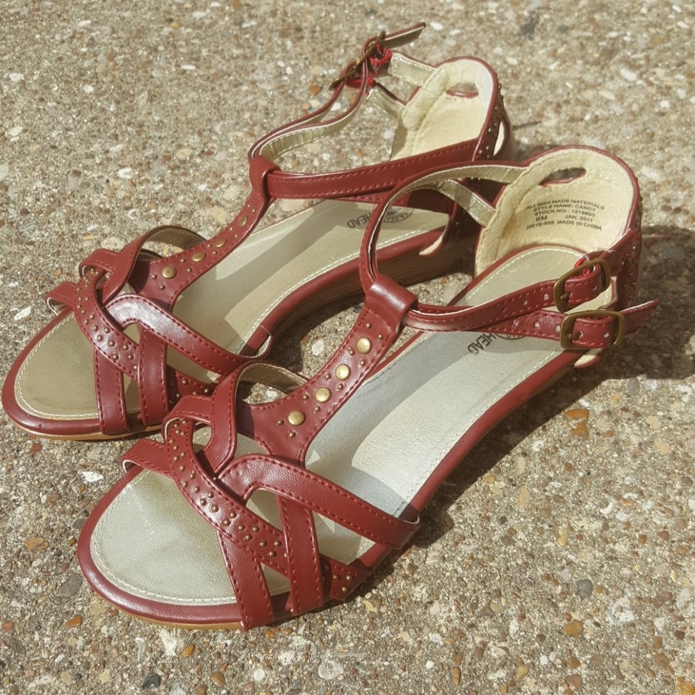 Duck Head Candy Maroon Sandals Women's 6